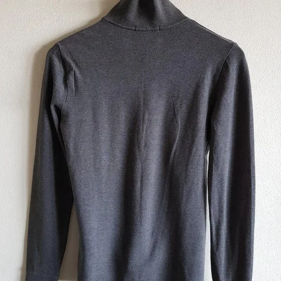 Polo Ralph Lauren 5 buttons grey long sleeve top with purple horse emblem - Picture 3 of 6